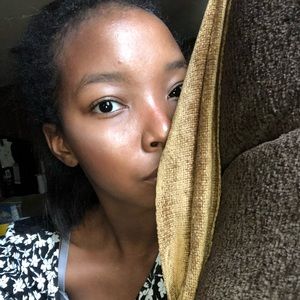 Meet your Posher, Jakayla