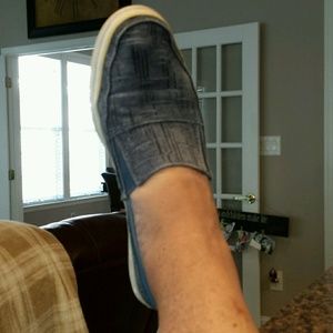 Meet your Posher, Holly