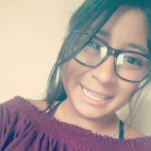 Meet your Posher, Juliana