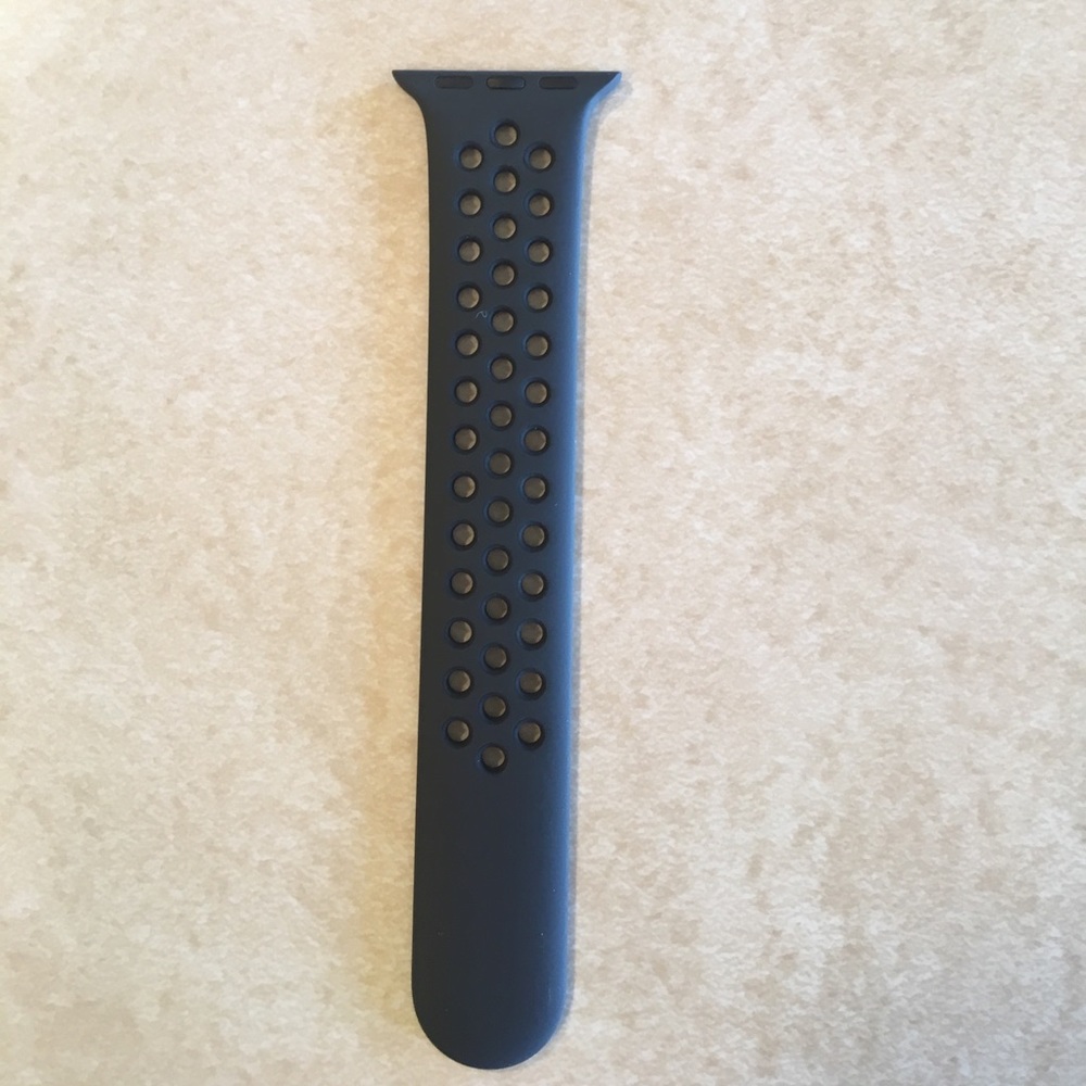 M/L NIKE Apple Watch band