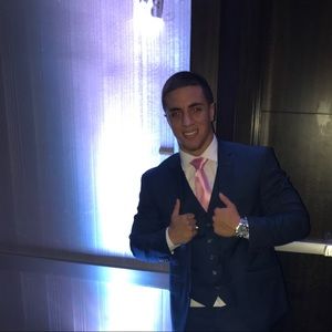 Meet your Posher, Nicolas