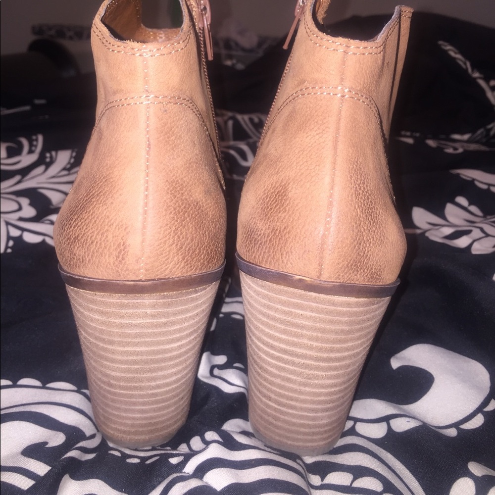 Fall Booties! NWOT - Picture 4 of 7