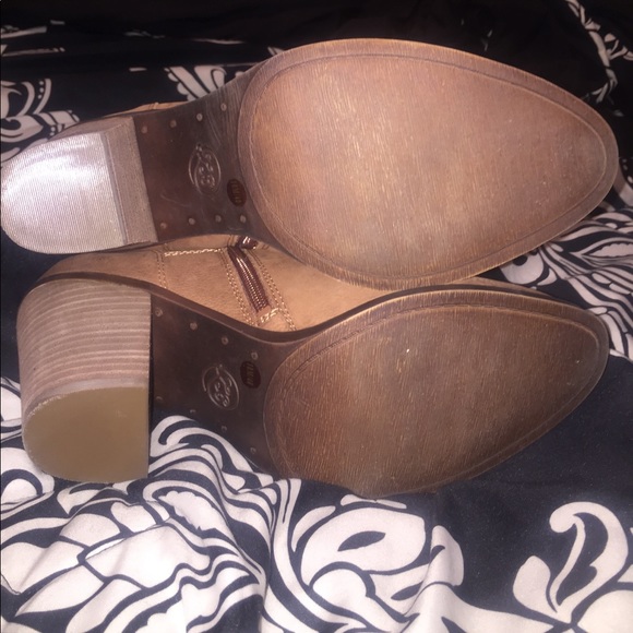 Fall Booties! NWOT - Picture 3 of 7