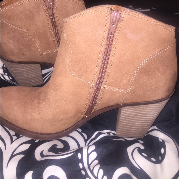 Fall Booties! NWOT - Picture 6 of 7