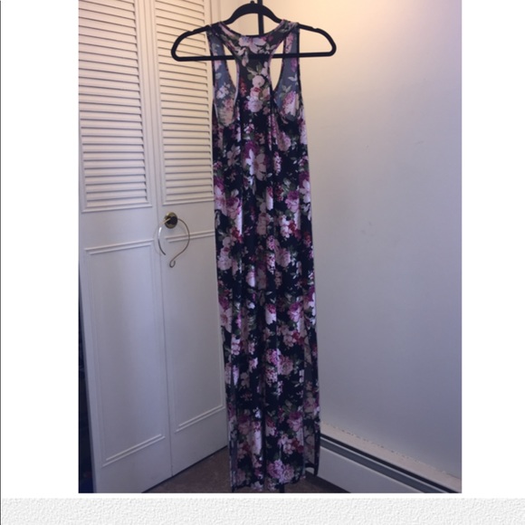 ✨Gorgeous Floral Maxi Dress - Picture 2 of 4