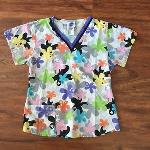 Landau scrub top