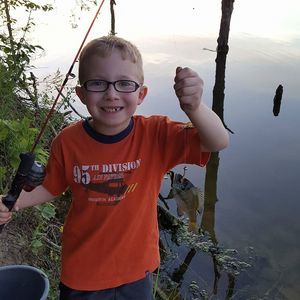 Meet your Posher, Carlista