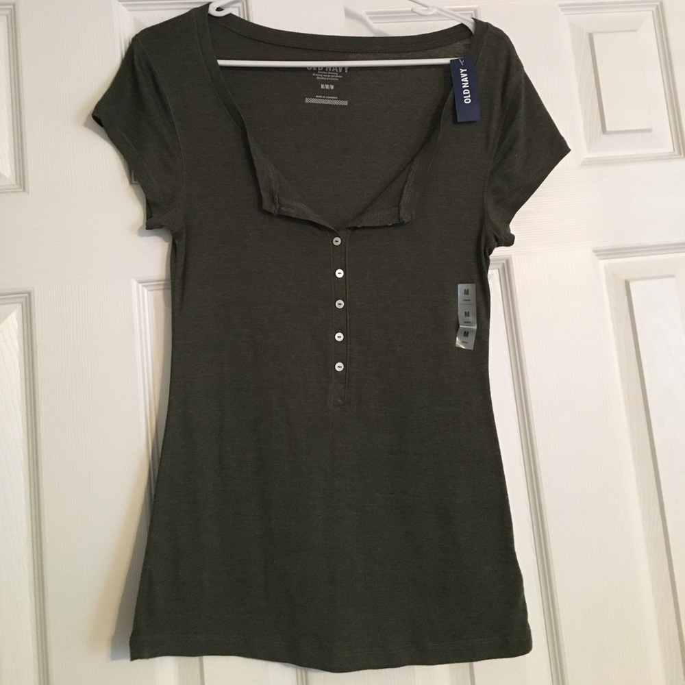 Old Navy Tee