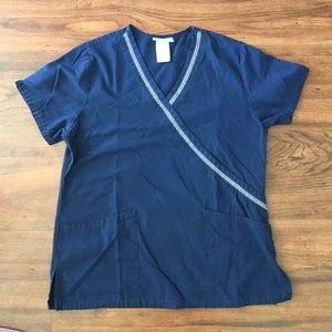 Scrub top. Size small