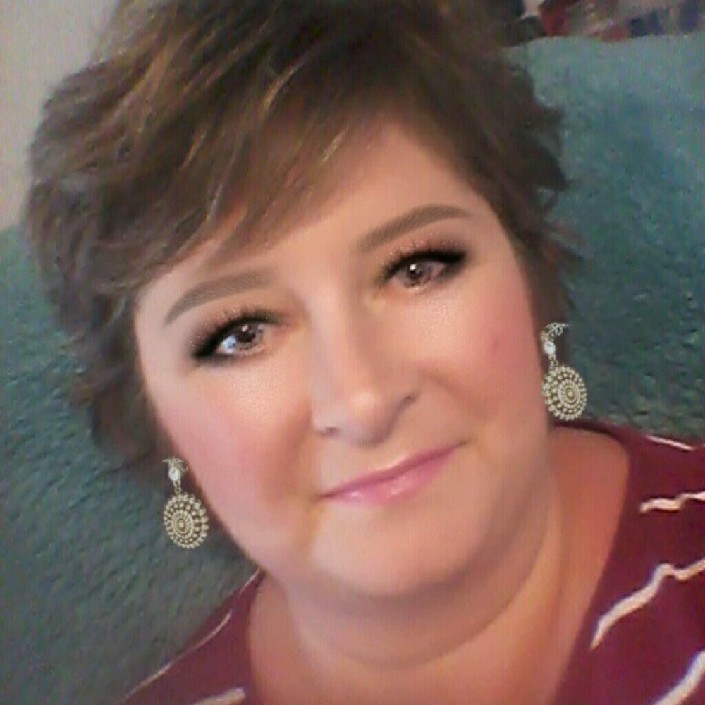 Meet your Posher, Sonjia