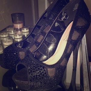 BRAND NEW black glitter studded high heels