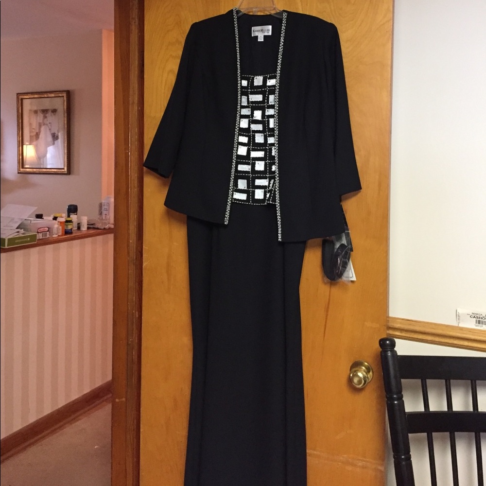 Gorgeous Black and white mother of the bride dress