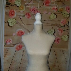 ROSE VINE WOOD FLOOR BACKDROP  39WIDE 59TALL