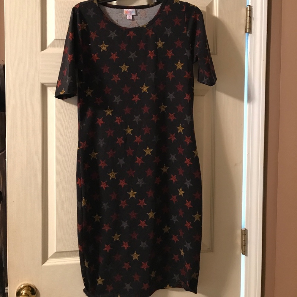 SizeM Lula Roe black with stars Julia dress