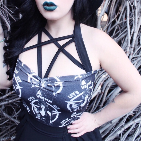 The Elvira let's get wasted pentagram top - Picture 3 of 7