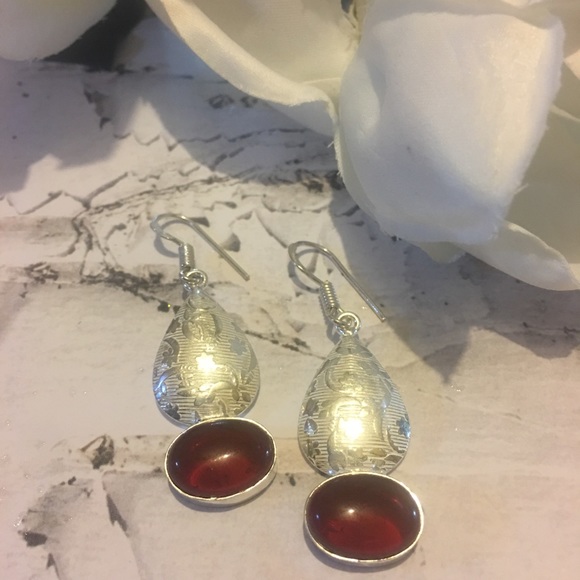 ⚜️Red Quartz Earrings⚜️ - Picture 8 of 8