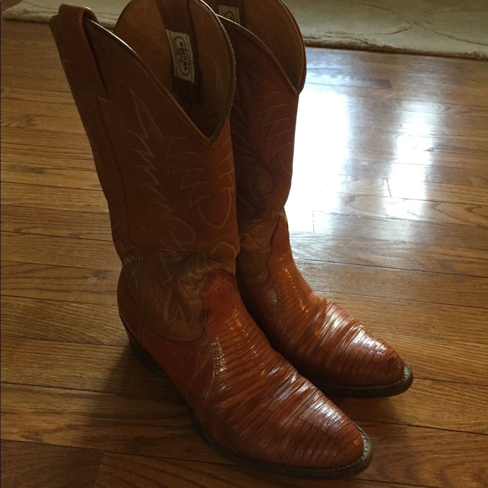 Nocona Boots size 7.5D (real lizard skin)