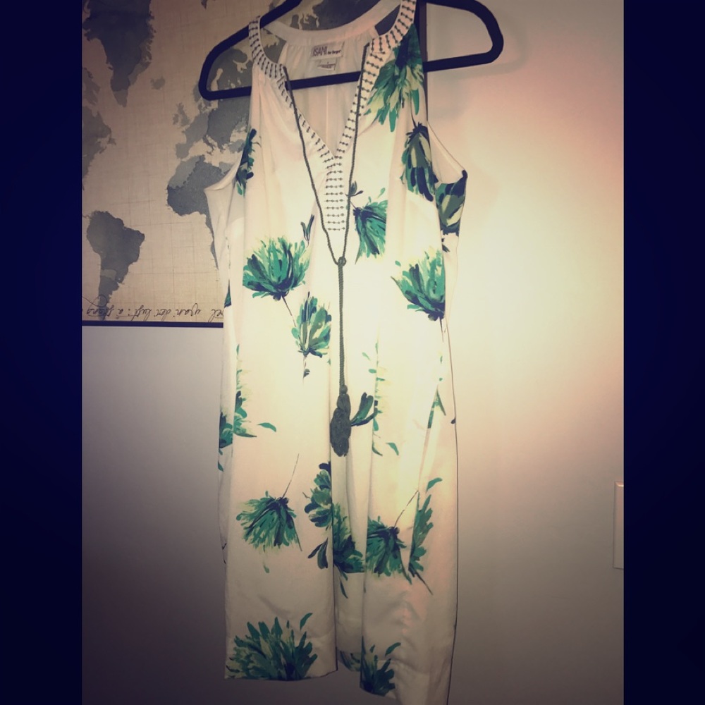 Floral print dress with pockets!