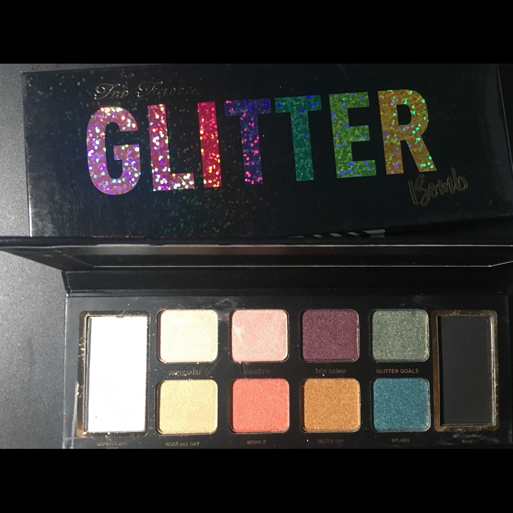 Too Faced Glitter Bomb