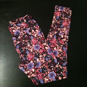 LulaRoe One Size leggings- worn once!