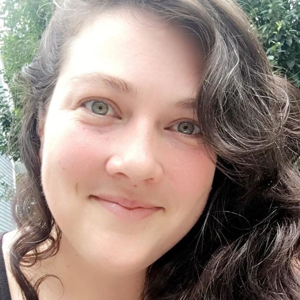 Meet your Posher, Elle - Picture 1 of 1