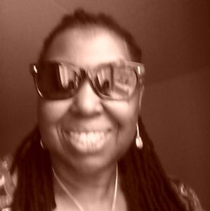 Meet your Posher, Carmen