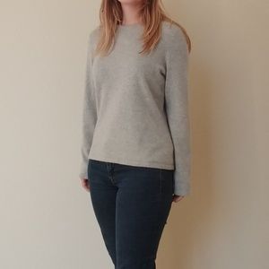 Classic Land's End gray 100% cashmere sweater