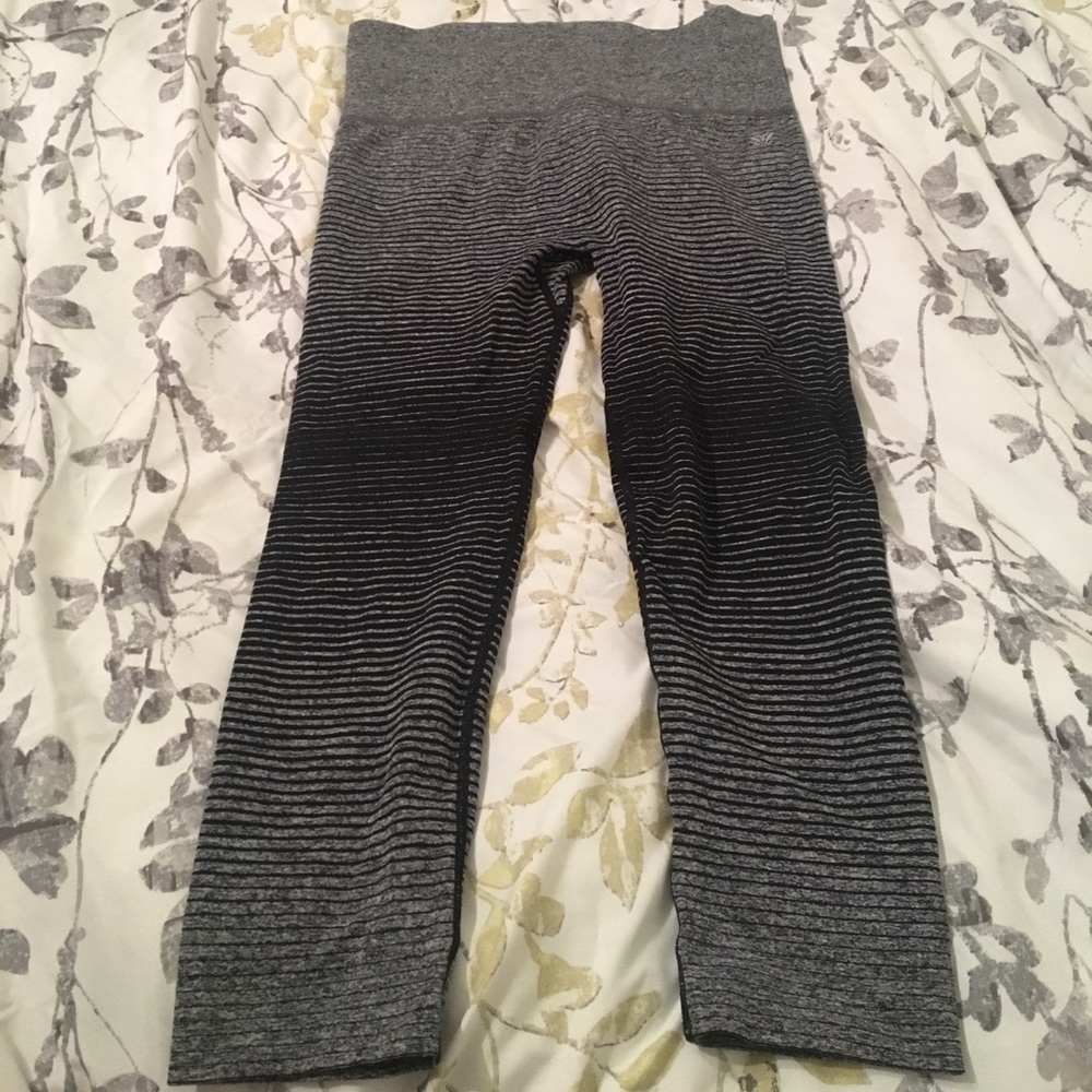 Forever 21 yoga tights leggings nwot