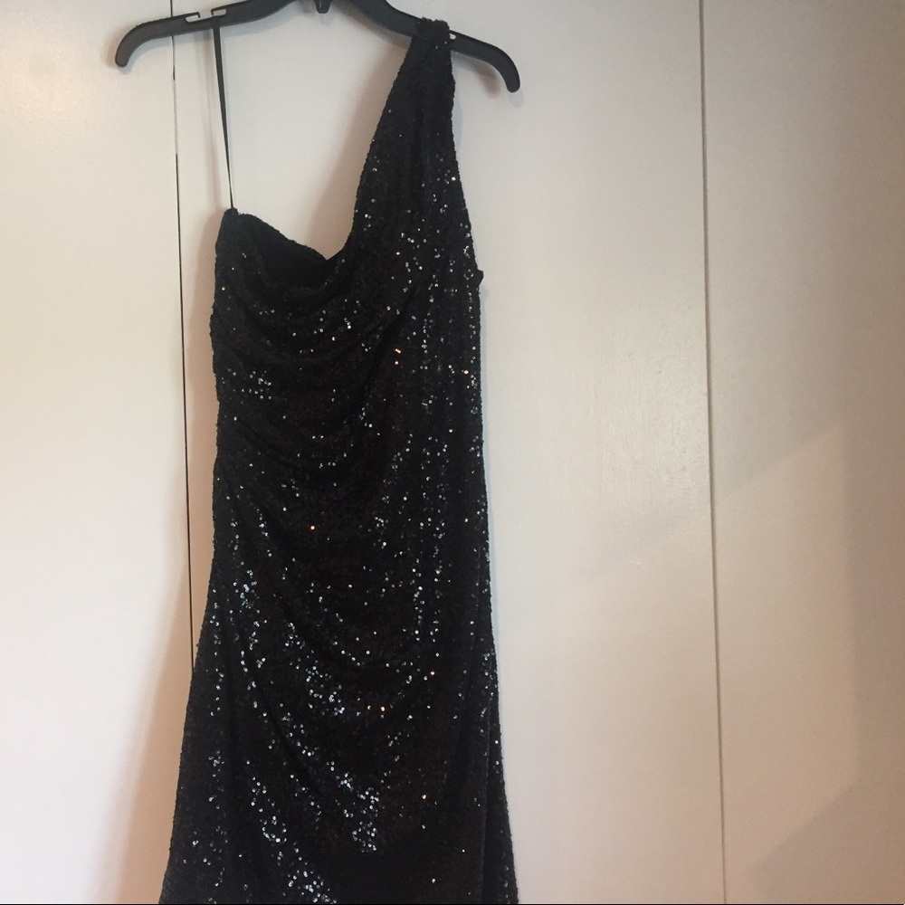The Ravello Long Sleeve Party Sequin Dress main image 1
