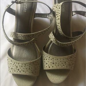  Make an Offer!  Maurice's Wedges