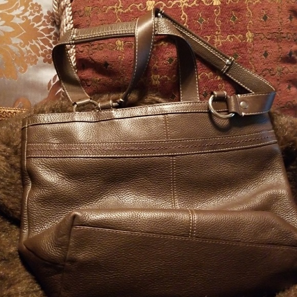 Coach Bag - Picture 3 of 3