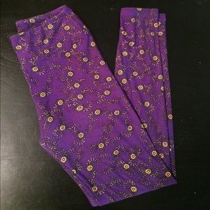 LulaRoe One Size leggings- worn once!