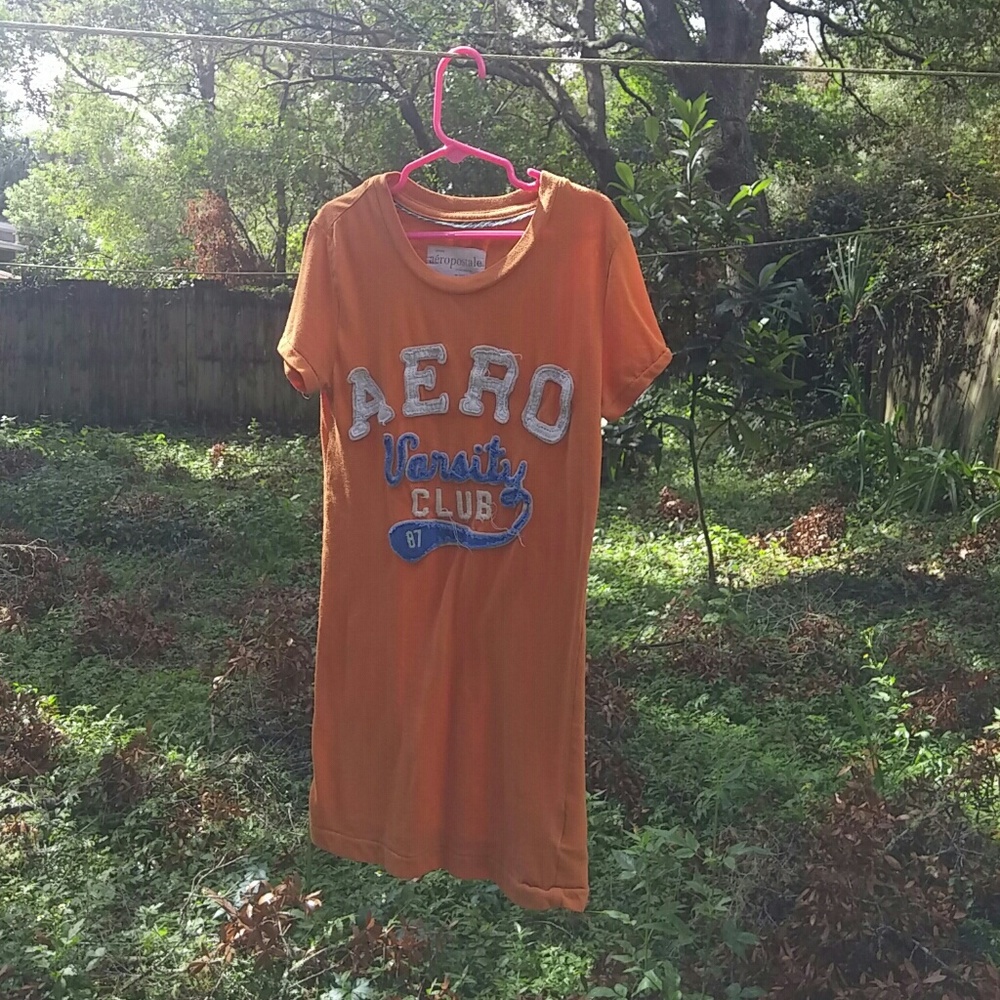 Orange t-shirt
