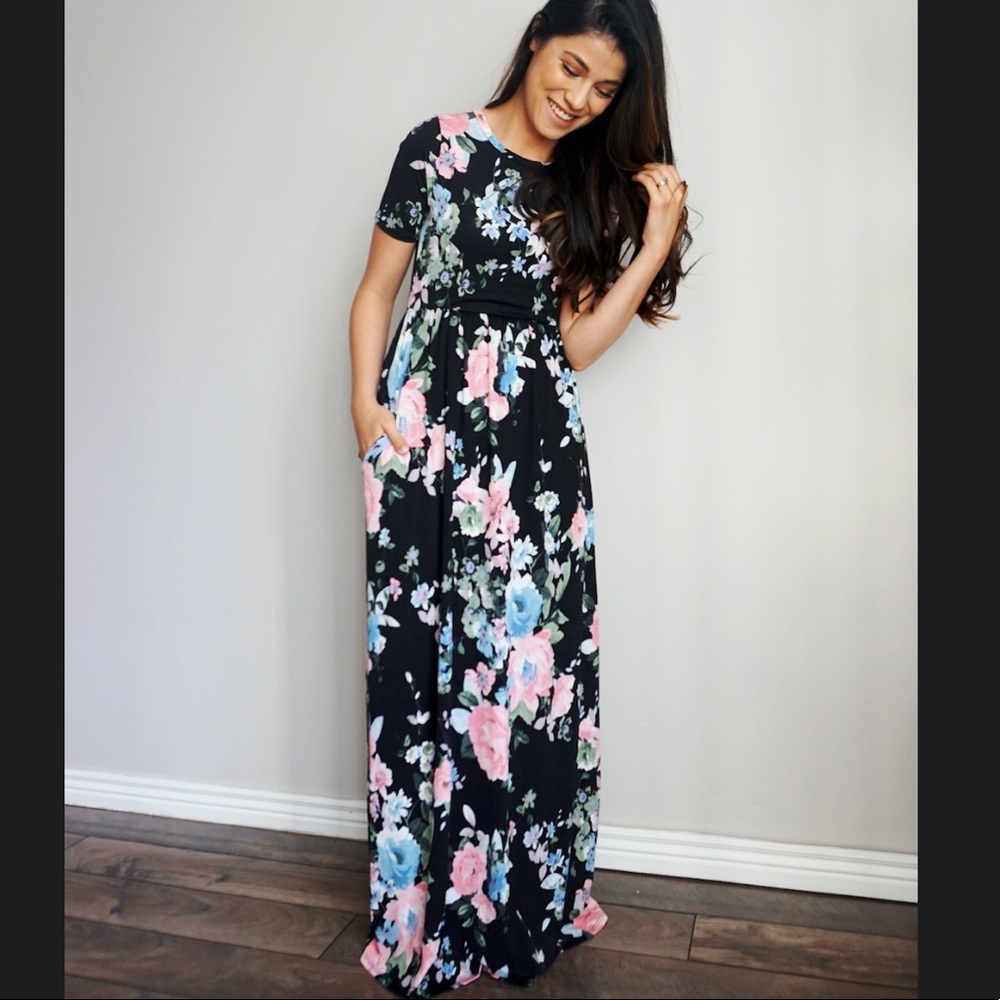 Beautiful Black Floral Maxi Dress