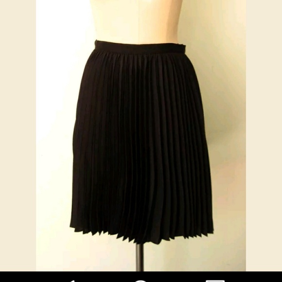 Jason Wu for Target Black Pleated Mini Skirt - Picture 2 of 4