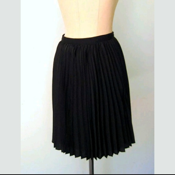 Jason Wu for Target Black Pleated Mini Skirt - Picture 4 of 4