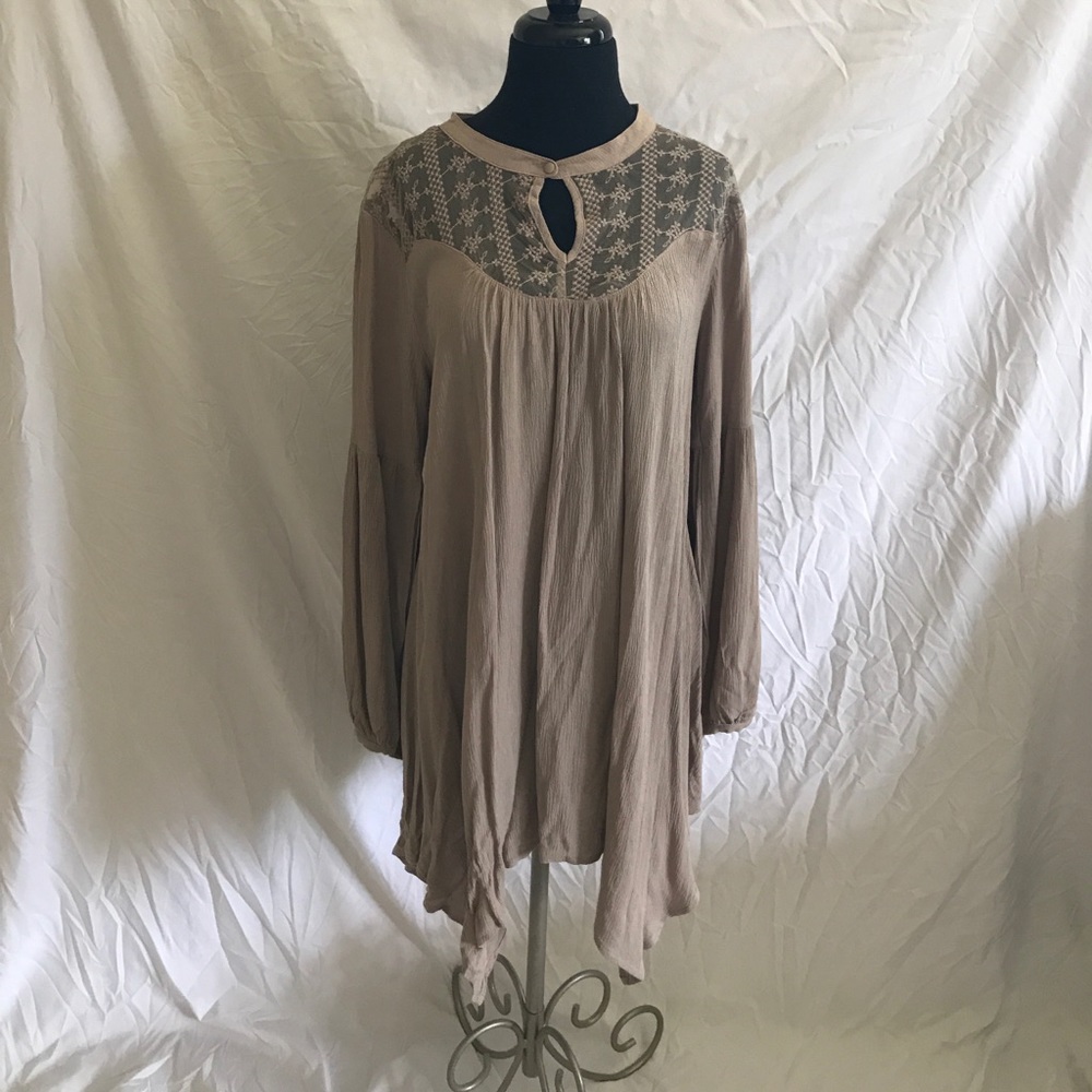 Umgee neutral dress