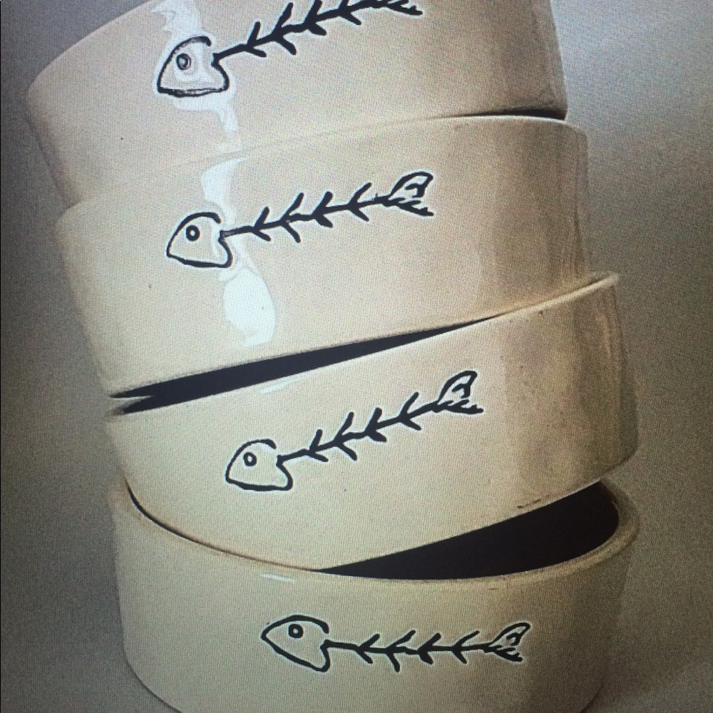 Rae Dunn FISHBONE kitty cat Bowls--New!