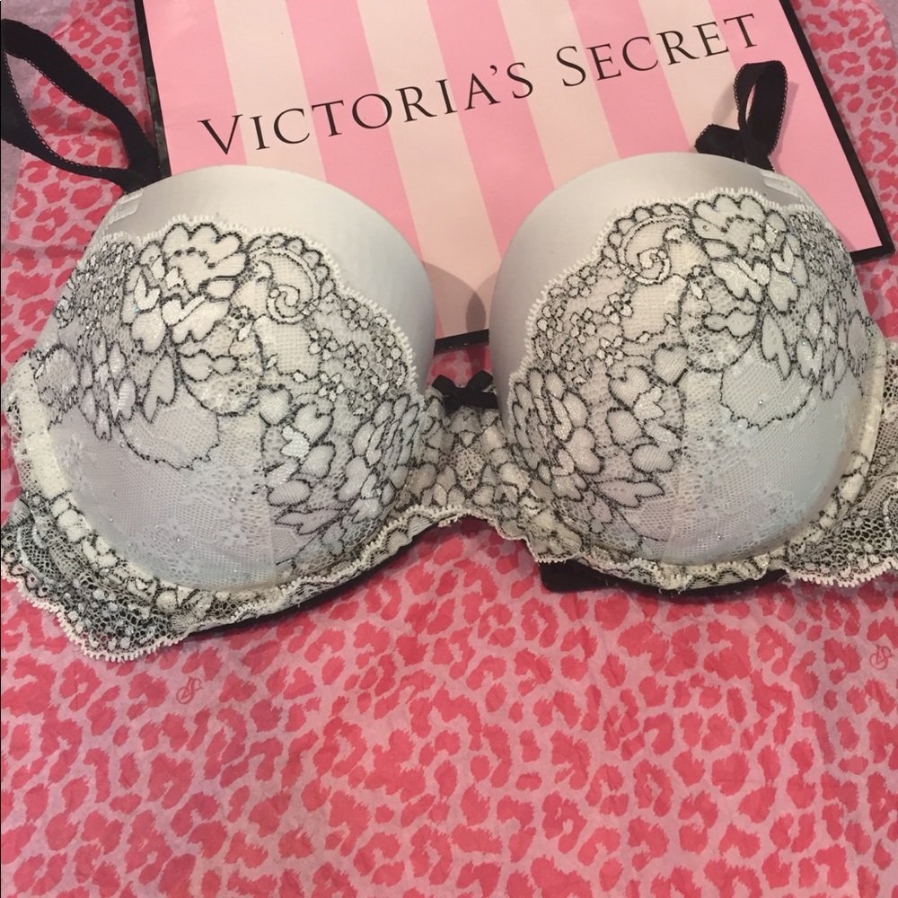 Sexy victoria’s Secret dream Angels lined Demi!!