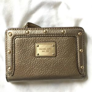 🍂FLASH SALE🍂 Michael Kors Wallet