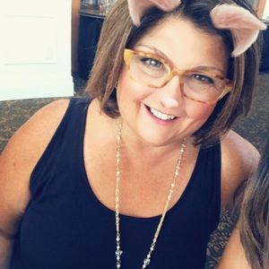 Meet your Posher, Regina