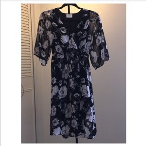 ✨Beautiful Black and Floral Dress