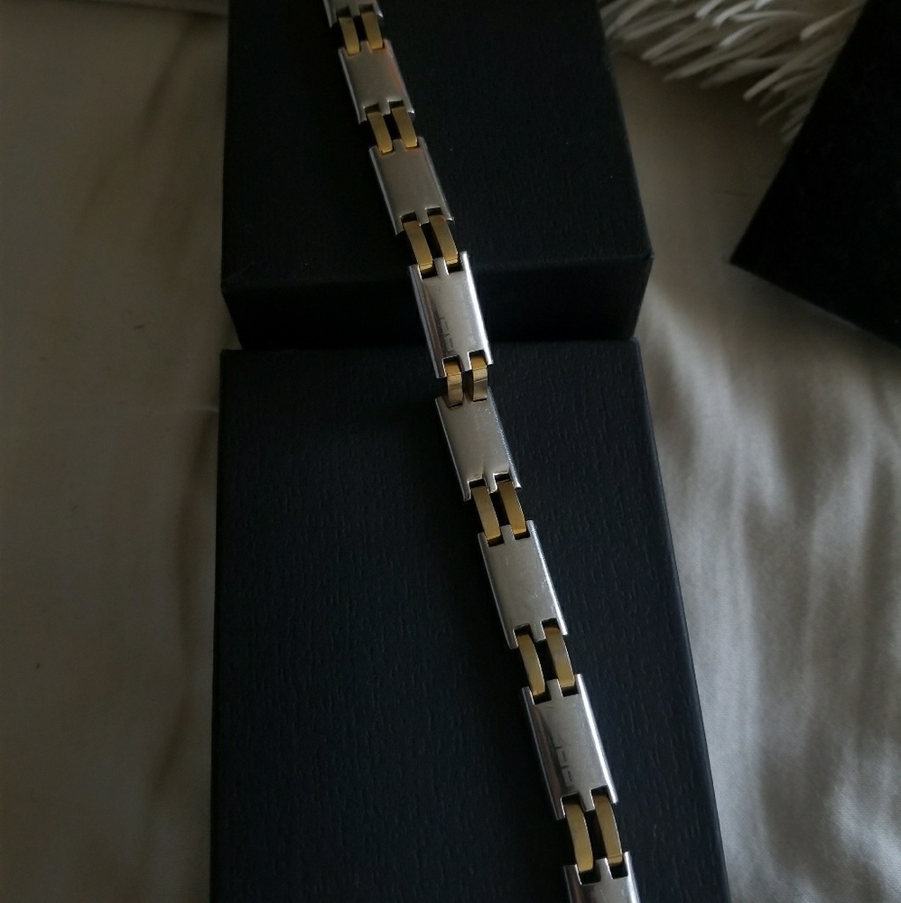 Stainless steel tennis bracelet