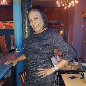 Meet your Posher, Khadijah