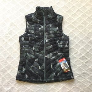 North Face Thermoball Vest in Balsam - NWT