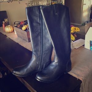 206 collective black leather riding boots