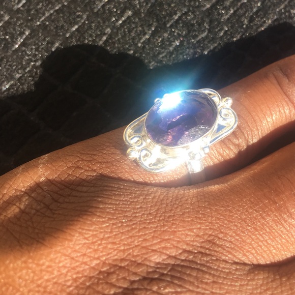 ⚜️Stunning Amethyst Ring size 7.5⚜️ - Picture 4 of 8