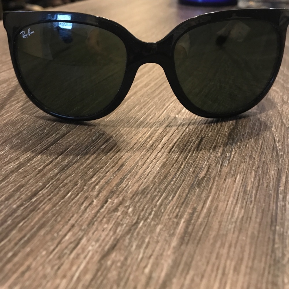 ray ban sunglasses