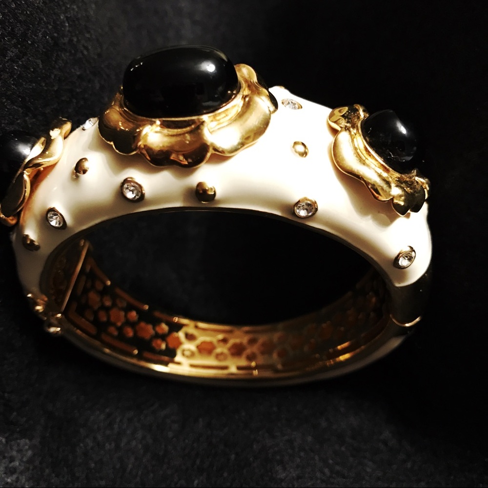 Ceramic black stone bracelet