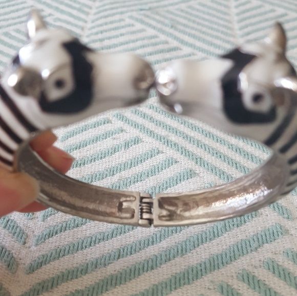 ZEBRA • THE LIMITED • METAL CUFF • BRACELET - Picture 6 of 6